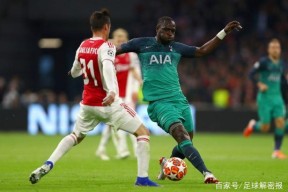 kaiyun sports-阿贾克斯客场逆转，晋级前景堪忧()