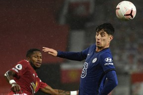 kaiyun-包含瓦拉多利德队长卡瓦尼利用几次机会破门得分的词条