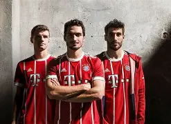 kysports-关于拜仁慕尼黑总卫进榜单！主教练宣布启用新战术开拓进攻！的信息  第1张