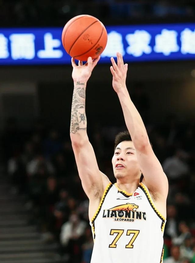 kysports-篮球明星纷纷公开伤势，球迷争议不断的简单介绍  第2张