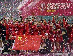 开云体育在线-国内女子足球赛事中，中国队表现出色夺冠()  第2张