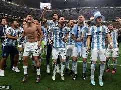 开云app-瑞士国家队凭借默契配合，击败对手()  第2张