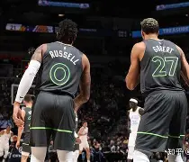 开云体育下载-狼队主场-完胜朴茨茅斯，双杀曼联()  第2张