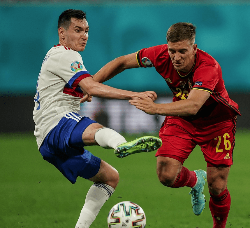 开云app-比利时中场节奏掌控，博格巴远射令人叹为观止！()  第2张