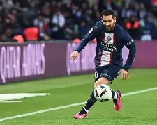 开云体育官网-巴黎圣日耳曼遭逢挑战，阿贾克斯或成最大对手()  第2张