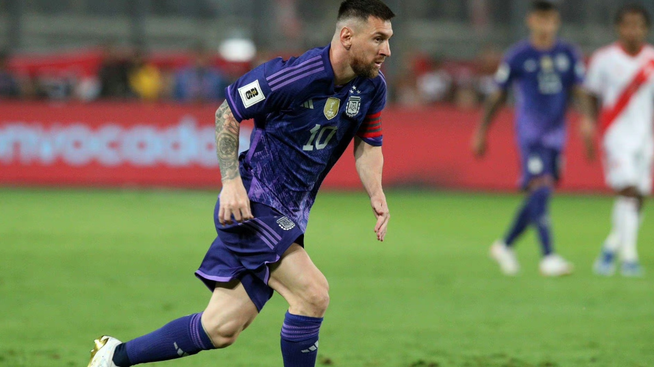 开云官方在线-秘鲁射手在南美洲比赛中大放异彩，展现锋线实力()  第1张