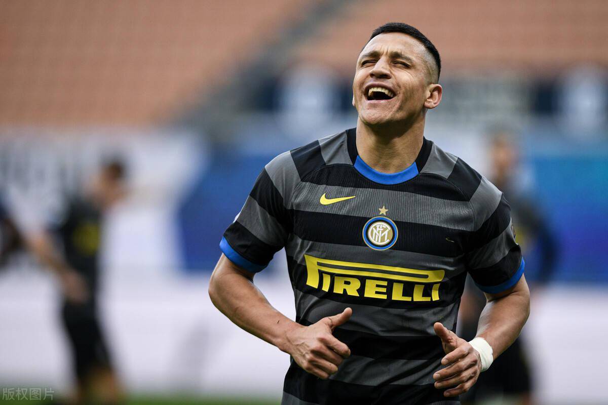 开云app-热那亚球迷抗议管理混乱，要求俱乐部改革()  第2张