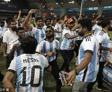 开云（中国）Kaiyun-意大利职业足球队换帅，球迷反应褒贬不一()  第1张