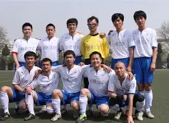 开云sports-篮球联赛季后赛战火重燃，球队争夺冠军()  第1张